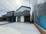  新築一戸建て
