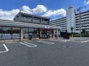 セブンイレブン伊奈栄店