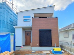 鴻巣市小松３丁目