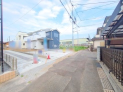 鴻巣市小松１丁目