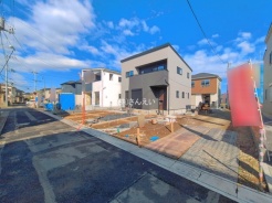 鴻巣市小松1丁目