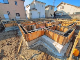 北本市東間4期5棟　4号棟