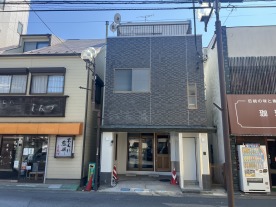 レメゾン寿八番館